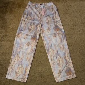 Elegant Women's Chinos in Cream and Tan